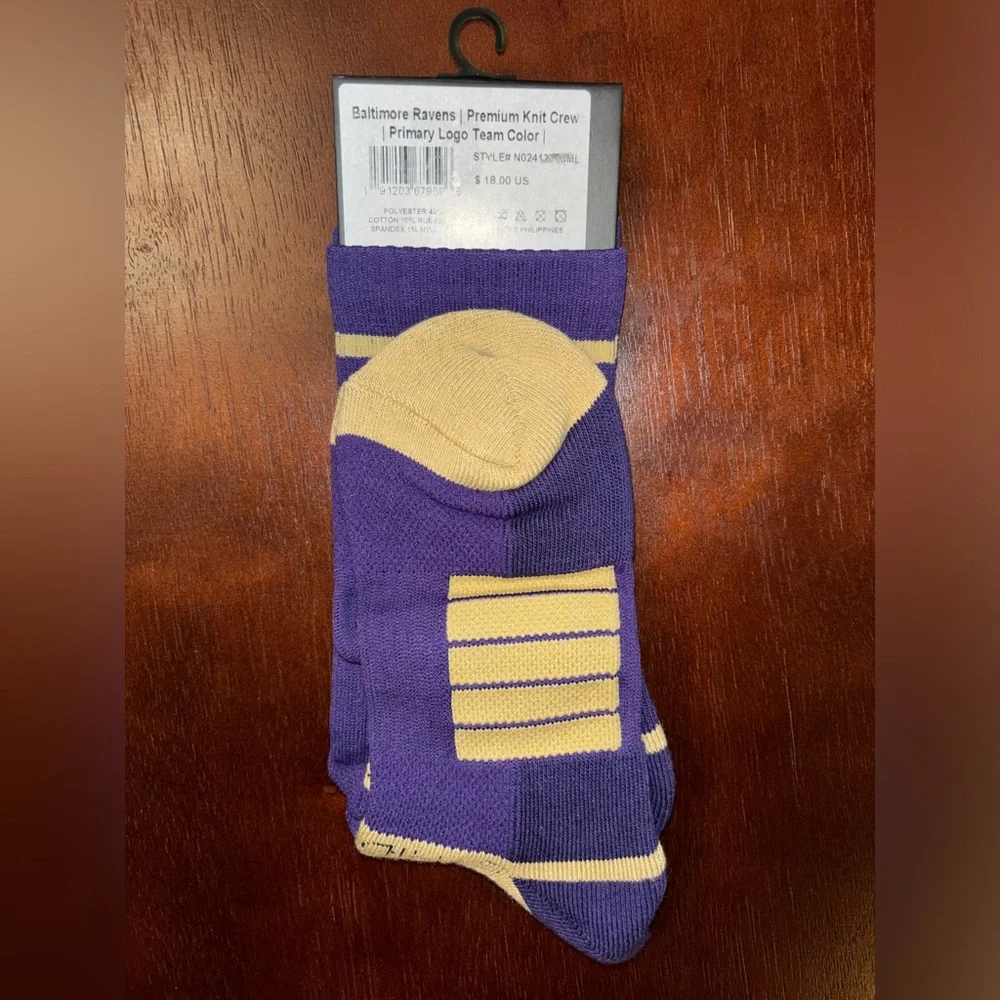 BALTIMORE RAVENS STRIDELINE CREW SOCKS NWT MEN’S SHOE SIZE 8-12
